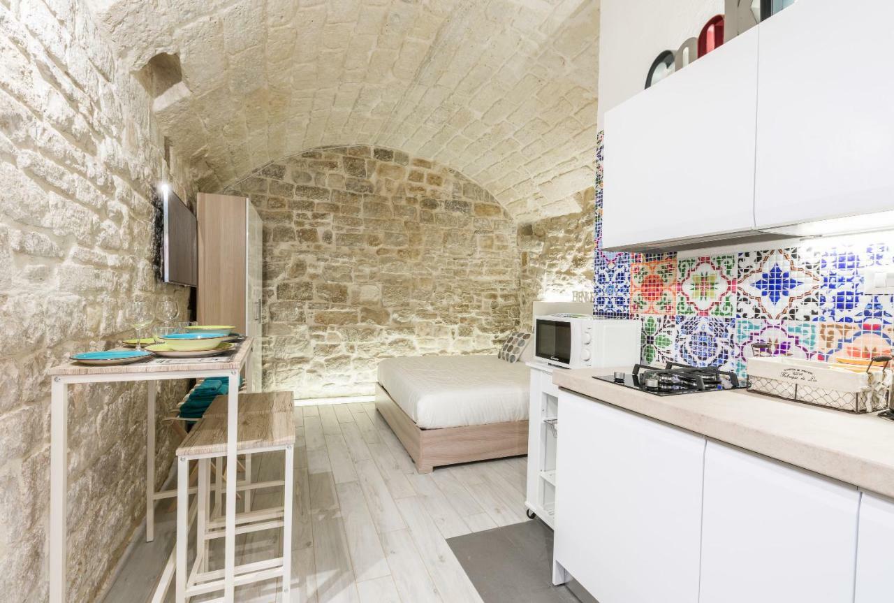 San Nicola Old Town Apartment Casatuabari Exterior foto